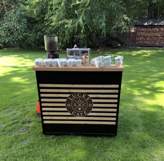 Lucky Café
