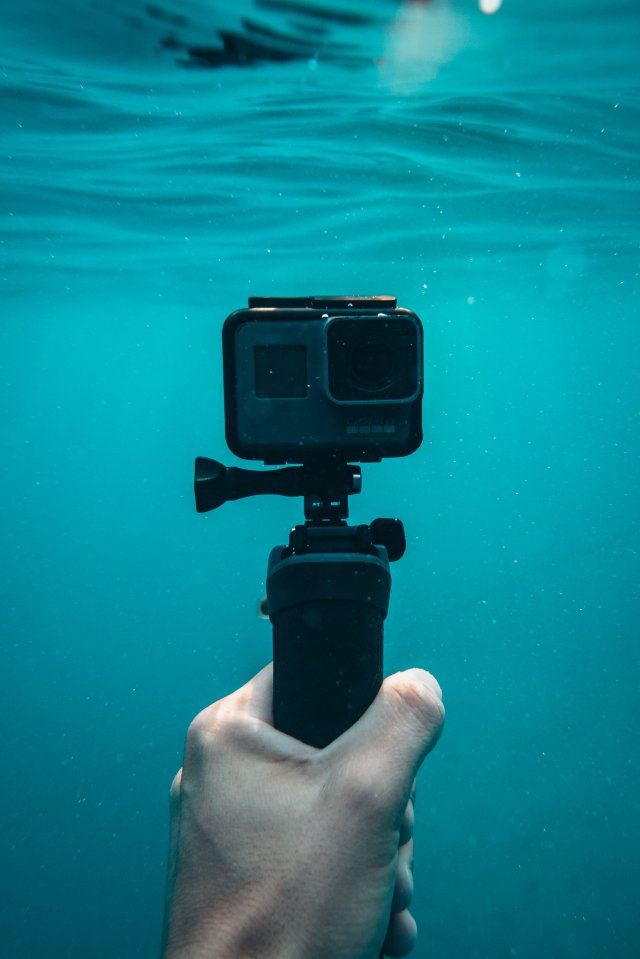 Jak se vyfotit pod vodou a mít krásné vzpomínky z dovolené?