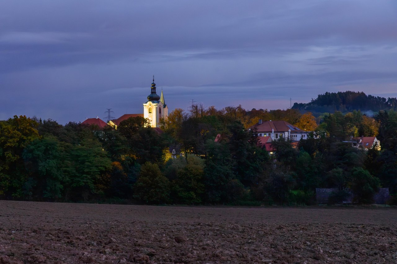 Soumrak nad krajinou