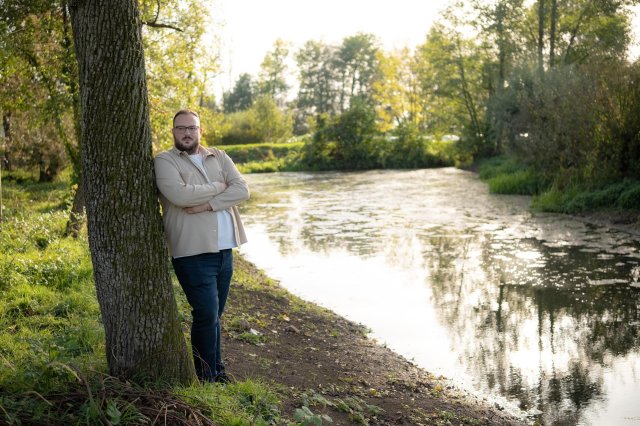 Svatební a rodinný fotograf - Ondra za foťákem